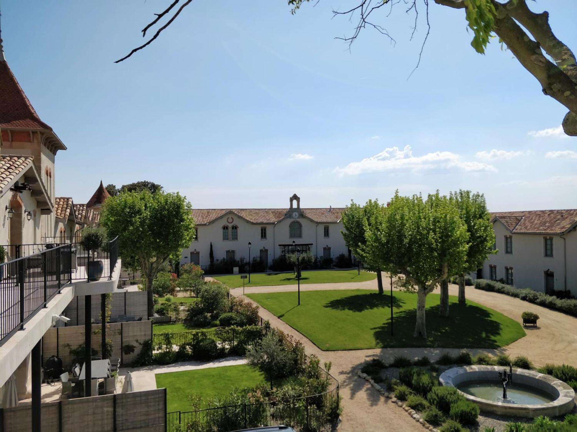 Chateau St Pierre De Serjac Puissalicon Exterior foto